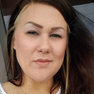 Meet your Posher, Lacy